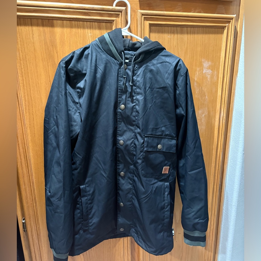 DC Men's FLUX Hooded Snow Jacket- Resistance Series - KVJ0 - Size Small